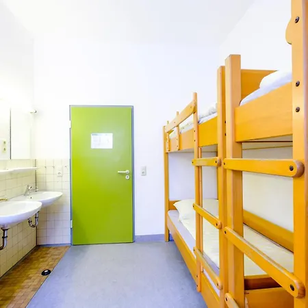 Vandrerhjem Falkenberg *