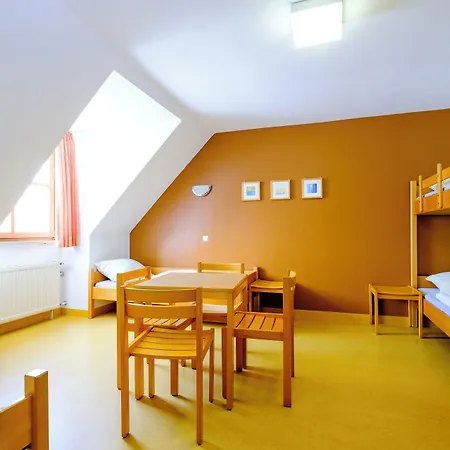 Vandrerhjem Falkenberg *