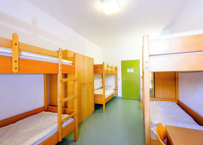 Falkenberg Hostal